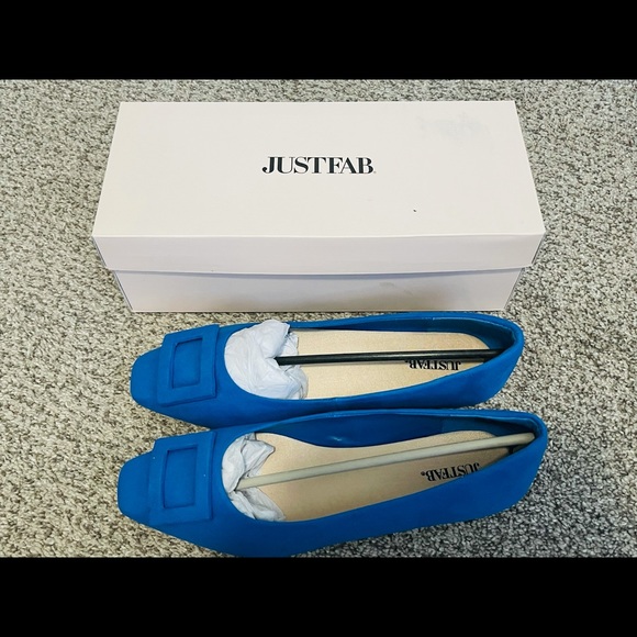 Just Fab Size 8.5 Blue flats - Picture 2 of 3